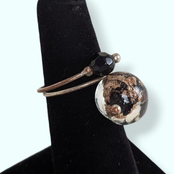 (2/$20) V. Wire Wrapped Murano Glass Ring - Picture 3 of 7